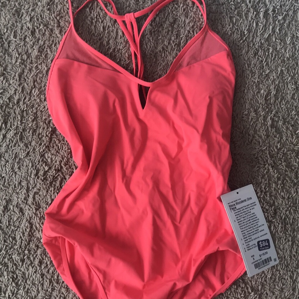 NWT Wave Wonderer One Piece Lululemon